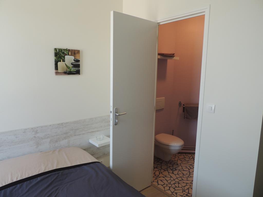 Hotel Le Colbert Epernay Room photo